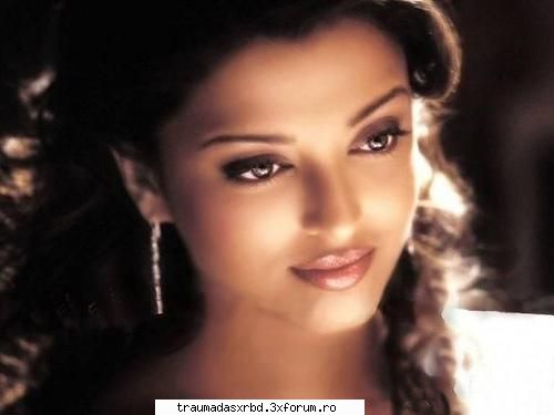 Aishwarya Rai - kiss_you_dolce - Actori