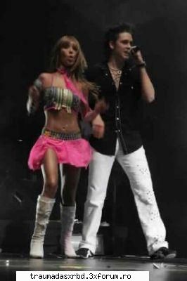 Anahi y Christopher - DeeDee - Otras traumas