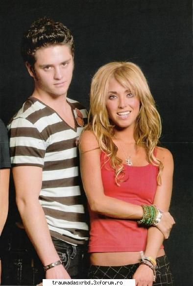 Anahi y Christopher - DeeDee - Otras traumas