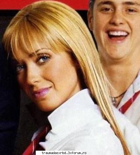 Anahi y Christopher - DeeDee - Otras traumas