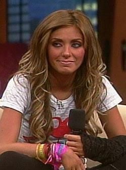 ##~~Fii PriMuL~~## - asta...e km veche...sper s fie buna vreau o poza - Anahi
