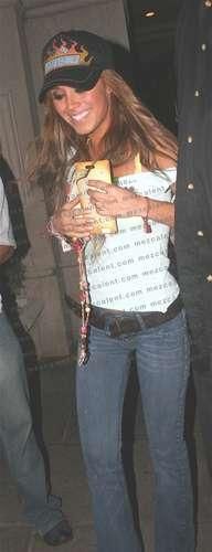 Picz... - mia_anahi_152002 - Anahi