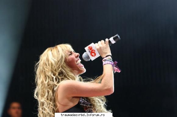 Picz... - mia_anahi_152002 - Anahi