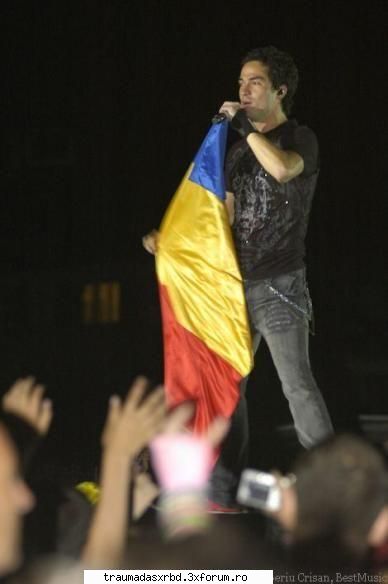 Poza preferata - A treia.....love this pic! - Poncho