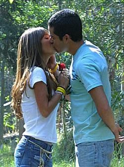 Poze cu Anahi shi Alfonso - DeeDee - Traumadas X los A