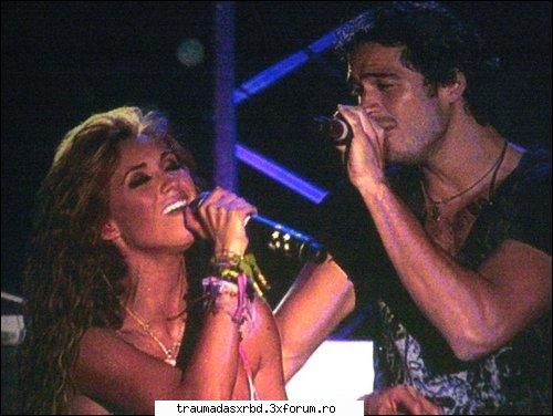 Poze cu Anahi shi Alfonso - sry..am uitat poza deci a 5 a - Traumadas X los A
