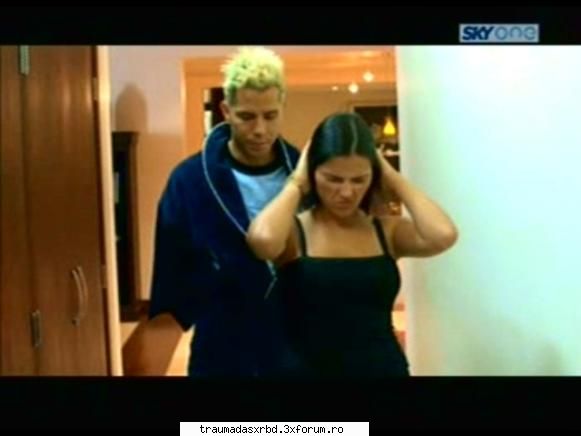 Poze si capturi - schwarz_girl_heart - RBD-La Familia