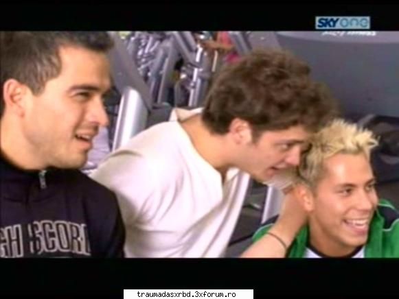 Poze si capturi - schwarz_girl_heart - RBD-La Familia