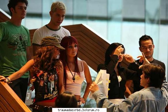 Poze si capturi - schwarz_girl_heart - RBD-La Familia