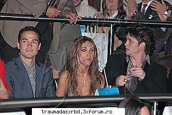 Poze si capturi - schwarz_girl_heart - RBD-La Familia