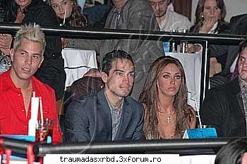 Poze si capturi - schwarz_girl_heart - RBD-La Familia