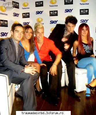 Poze si capturi - schwarz_girl_heart - RBD-La Familia
