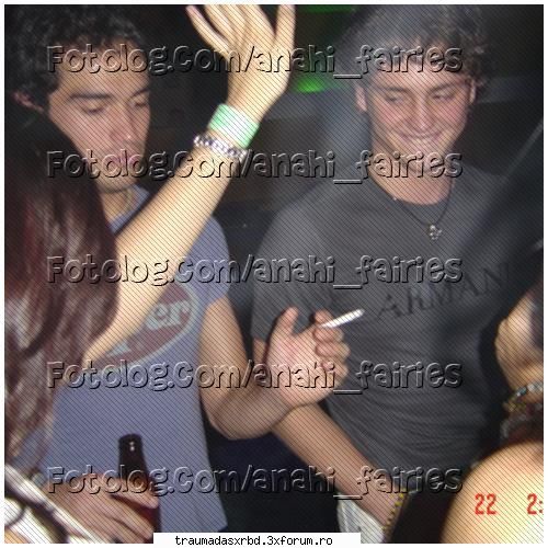 Rebelii fumeaza - DeeDee - RBD