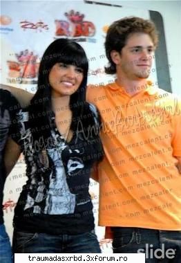 Web Novela-REBELDE SCHOOL by annie_the_best - chiquita,imi place ff mult wn ta!!! e - Web novele